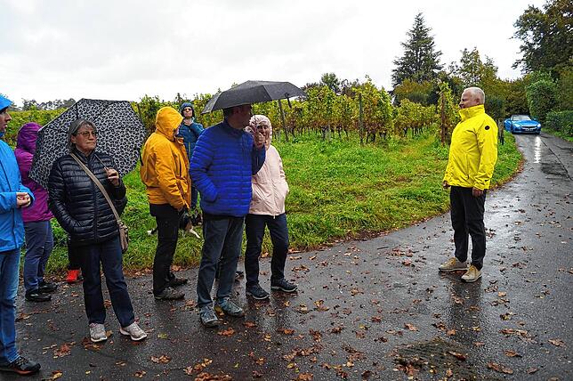 Bild 17: Bilder von der Dorfwanderung vom Rathaus zum Seeufer über Harlachen bis zum Kindergarten