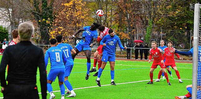 Bild 12: FC Schlüchttal holt sich ein 2:2 beim TuS Stetten &ndash; und wir haben Bilder!