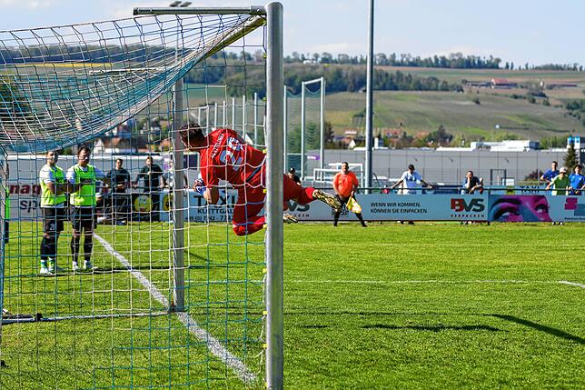 Bild 38: FC Erzingen unterliegt dem FC Wittlingen vor 500 Zuschauern mit 0:2 – und wir haben Fotos!
