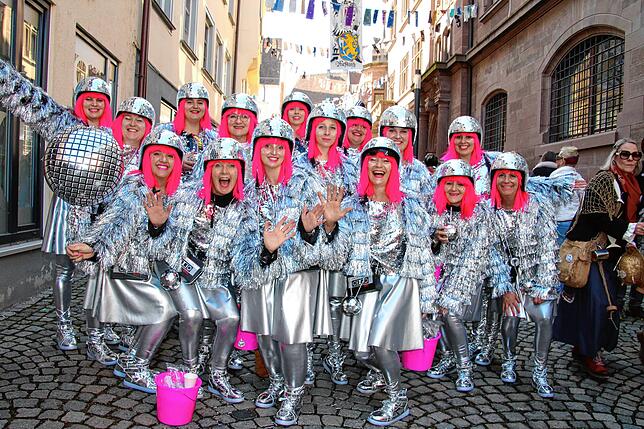 Bild 10: "Komm lass uns fröhlich sein" - Rosenmontag in Meßkirch 2025