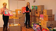 Geld- und Sachspenden in Höhe von 2000 Euro gingen beim Spendenprojekt an der Heimschule Kloster Wald ein. Die Initiatorinnen Luisa ...