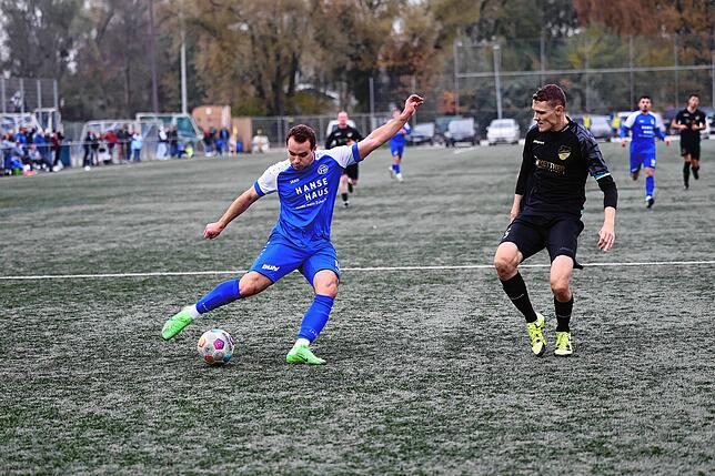 Bild 10: Unsere Bildergalerie vom Landesliga-Spitzenspiel zwischen dem FC Radolfzell und dem FC Pfaffenweiler