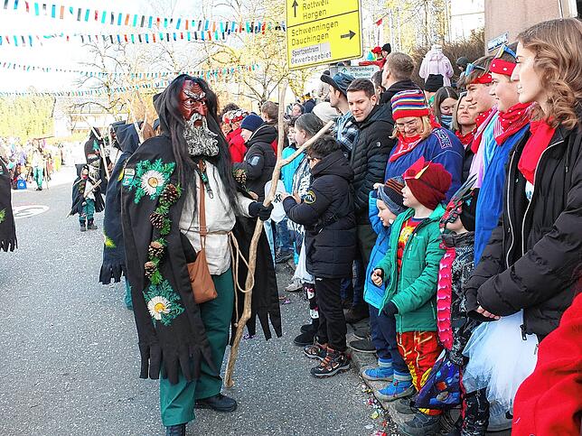 Bild 17: Großer Jubiläumsumzug der Narren in Niedereschach – Teil 2