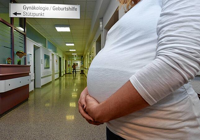 Eine Schwangere auf der Radolfzeller Geburtenstation, als es diese noch gab.