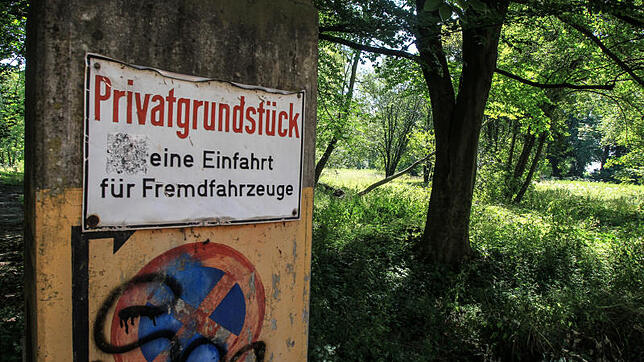 Zutritt verboten: Das Büdingen-Areal direkt an der Seestraße ist eine grüne Lunge für die Stadt, aber beileibe kein Park. Sollte das ...