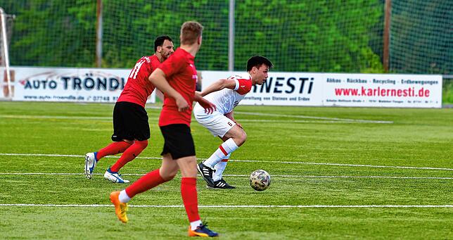 Bild 7: FC Hochrhein unterliegt 3:4 beim FC RW Weilheim &ndash; und wir haben Bilder!