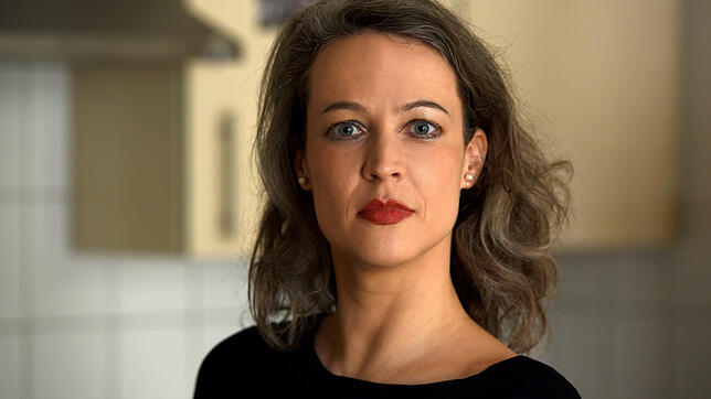 Die Lehrerin und Autorin, Verena Brunschweiger, hat mit ihrer Haltung zu einem bewussten Leben ohne Kinder – etwa aus ökologischen ...