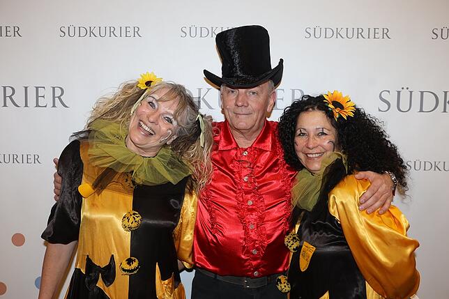Bild 11: An der SÜDKURIER-Fotowand: Das sind die Gäste der Fernsehfasnacht (Teil 2)