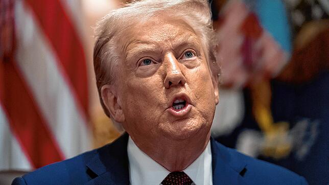 ARCHIV – Das US-Berufungsgericht hat entschieden, dass die meisten Trump-Zölle rechtswidrig sind.