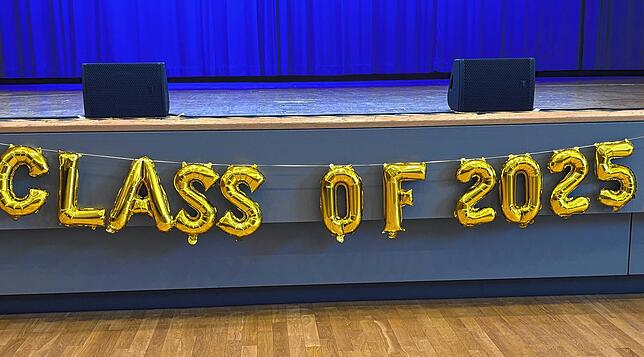 Bild 14: Große Feier: Der Abiball des sozialwissenschaftlichen Gymnasiums Bad Säckingen