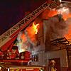 Nach dem Großbrand am Freitag in VS-Schwenningen laufen nun die Hilfsaktionen für die Betroffenen an.