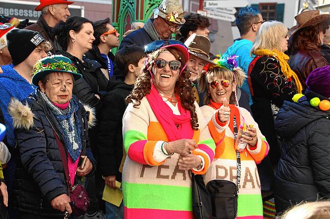 Bild 21: "Komm lass uns fröhlich sein" - Rosenmontag in Meßkirch 2025