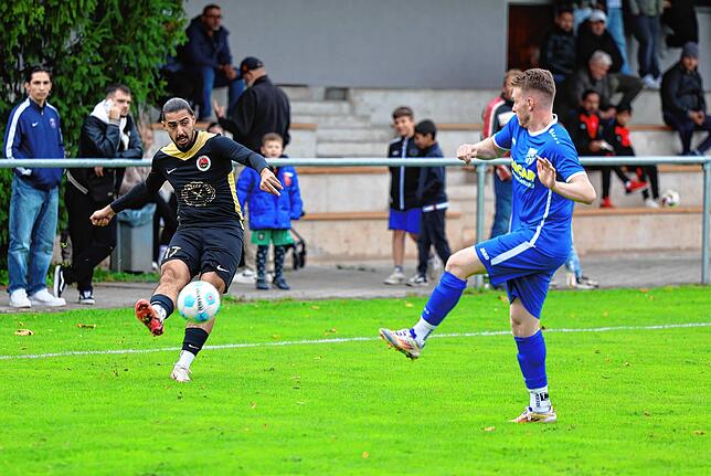 Bild 8: Unsere große Bildergalerie vom 8:1-Sieg des TSV Singen in der Verbandsliga gegen den FC Waldkirch