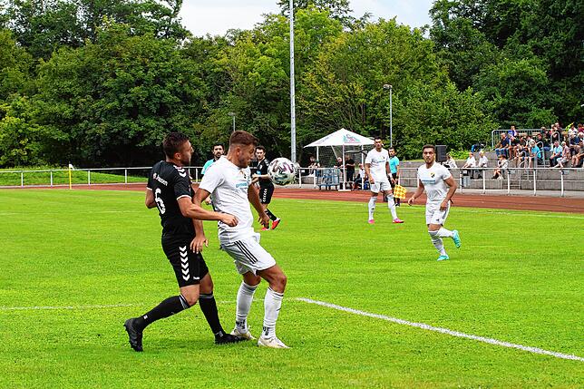 Bild 15: SV 08 Laufenburg gewinnt nach turbulentem Start mit 5:0 gegen den VfR Hausen &ndash; und wir haben Bilder!