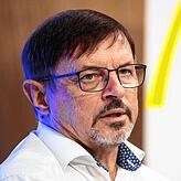 Ralf Scholl, Vorsitzender des Philologenverbands Baden-Württemberg, fordert vom Kultusministerium, geltendes Recht umzusetzen.