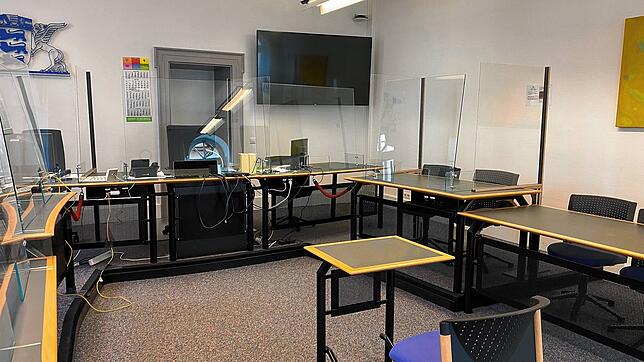 Ein 20-Jähriger kommt in der Verhandlung im Amtsgericht Sigmaringen wegen Betrugs mit einer milden Geldstrafe davon.