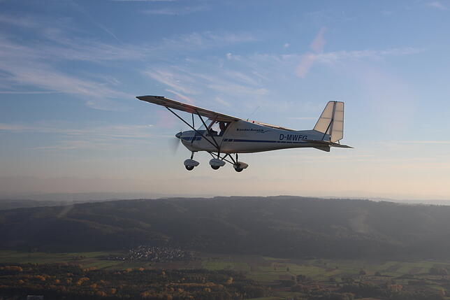 Postkarten-Panorama: Pünktlich zum Flugtag zeigt sich der Herbst von seiner schönsten Seite.