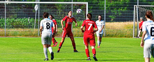 Bild 29: SV Niederhof steigt nach 3:2-Sieg bei der SG Ebnet in die Verbandsliga auf &ndash; und wir haben Bilder!
