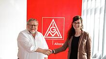 Wechsel an der Spitze der IG Metall Albstadt: Michael Föst (links) wechselt in die Zentrale der IG Metall nach Frankfurt am Main, Nicole ...