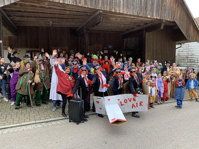 Viel Spaß hatten die Eschbacher beim Fasnachtsumzug.