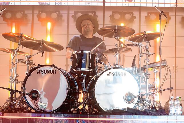 Bild 11: Open Air in Meersburg: Samu Haber verzaubert Fans