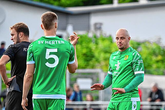Bild 25: FC Wittlingen sichert sich mit 2:1 beim SV Herten den Meistertitel – und wir haben Fotos!