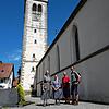 Sr. Benedicta-Maria, Sr. Regina Teresa, Sr. Susanne und Bürgermeister Michael Reichle (von links) haben die 5.&nbsp;Etappe des ...