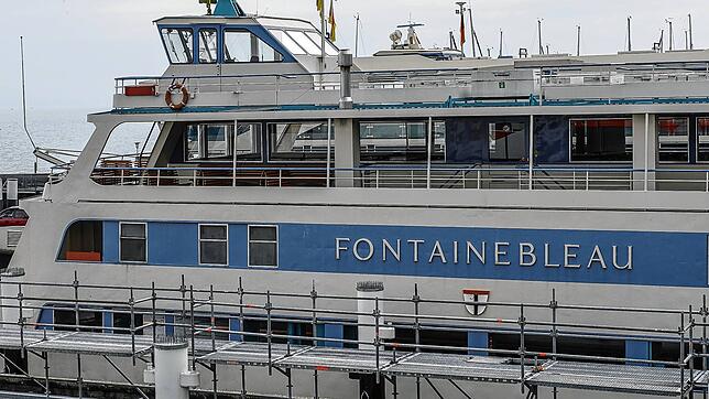 Bild : Die Fähre Fontainebleau als schwimmende Veranstaltungsstätte? In der Corona-Krise kommen kostspielige Ideen für die Kultur nicht so gut an.