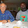 Nigerianisch-Deutsche Erfolgsstory: Jonathan Anorue (rechts) sagt, ohne die Unterstützung von Manfred Schörner aus Salem hätte er nicht ...