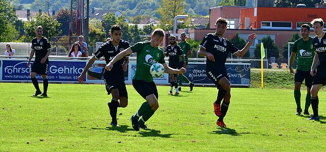 Bild 22: SV Herten holt nach 3:0-Führung nur ein 3:3 beim FV Lörrach-Brombach II &ndash; SV Herten &ndash; und wir haben Bilder!