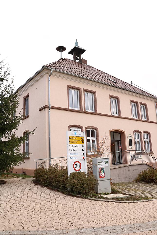 Mehr Platz für den Ortschaftsrat entsteht künftig im Rathaus. Die Jugendlichen ziehen aus dem Rathaussaal ins neue Vereinshaus.