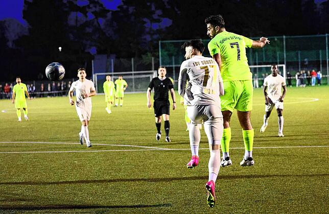 Bild 13: Unsere große Bildergalerie vom Landesliga-Spitzenspiel zwischen dem ESV Südstern und dem TSV Singen