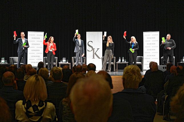 Ja oder nein? Felix Schreiner (CDU), Rita Schwarzelühr-Sutter (SPD), Jan-Lukas Schmitt (Grüne), Nathalie Wagner (FDP), Andrea Zürcher ...