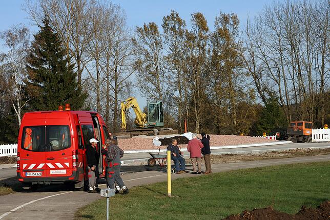 Schon viel besser: der Kreisel kurz vor seiner Freigabe für den Verkehr im Jahr 2009.