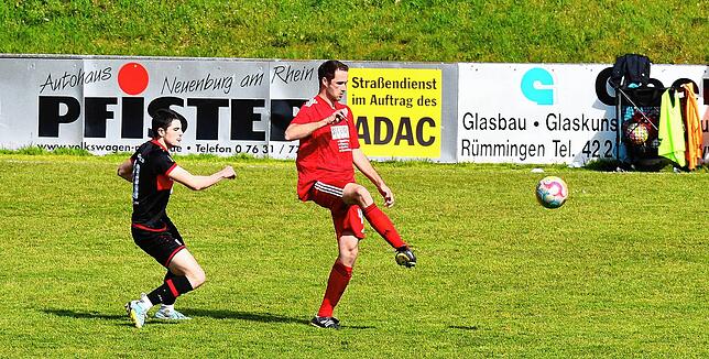 Bild 7: VfR Bad Bellingen fegt den FC Rot-Weiß Weilheim mit 9:0 vom Platz &ndash; und wir haben Bilder!