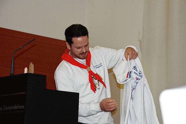 Bild 32: Narro-Zunft Waldshut startet am 11.11 mit lautem Getrommel in die Fasnacht