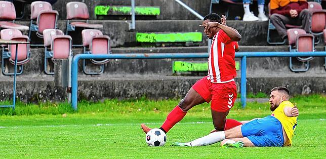 Bild 34: Unsere Bildergalerie vom Verbandsliga-Derby zwischen dem SC Konstanz-Wollmatingen und dem FC Singen