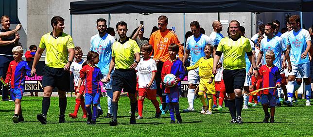 Bild 4: SG Höchenschwand/Häusern steigt nach 4:0 gegen FC Erzingen II auf &ndash; und wir haben Bilder!
