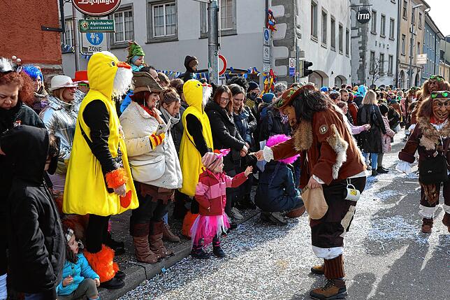 Bild 11: Großer Narrenumzug 2024 in Konstanz &ndash; die besten Bilder gibt&lsquo;s hier &ndash; Teil 3