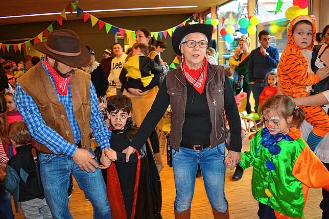 Bild 33: Bilder vom schmotzigen Dunschtig in Hepbach und Leimbach