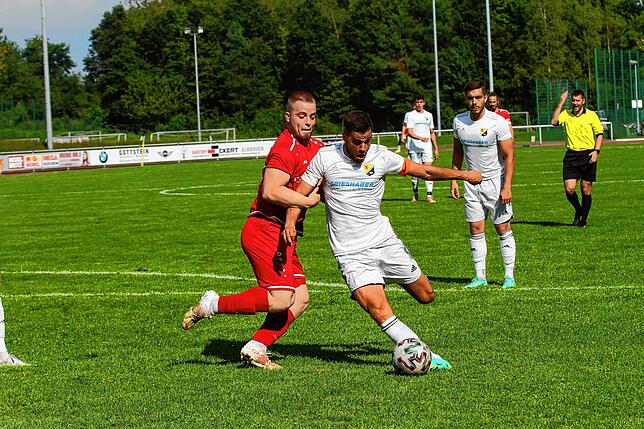 Bild 33: SV 08 Laufenburg siegt in Unterzahl gegen den SV Kirchzarten &ndash; und wir haben Bilder!