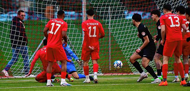 Bild 18: A-Junioren des FC Tiengen 08 unterliegen dem Offenburger FV knapp mit 1:2 &ndash; und wir haben Bilder!