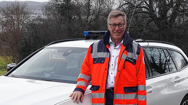 Roland Ballier aus Konstanz-Litzelstetten hat fast zwei Jahrzehnte den Rettungsdienst als Reservenotarzt unterstützt. Wegen ...