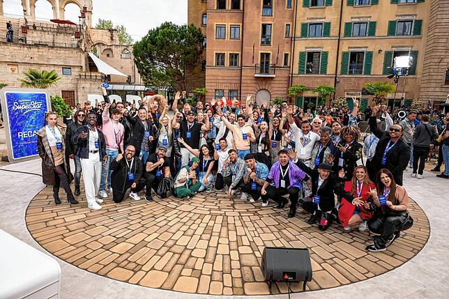 109 Kandidaten haben es in den Recall geschafft und müssen sich in der ersten Runde im Europa-Park beweisen.