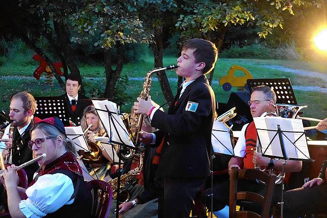 Bild 4: Ein Genuss! – Die besten Bilder vom Sommernachtskonzert des MV 1860 Rickenbach