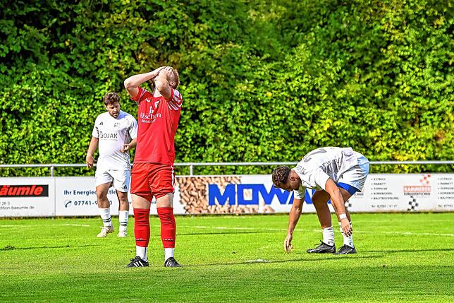 Bild 40: SV Blau-Weiß Murg besiegt den FC Schlüchttal mit 4:1 – und wir haben Bilder!