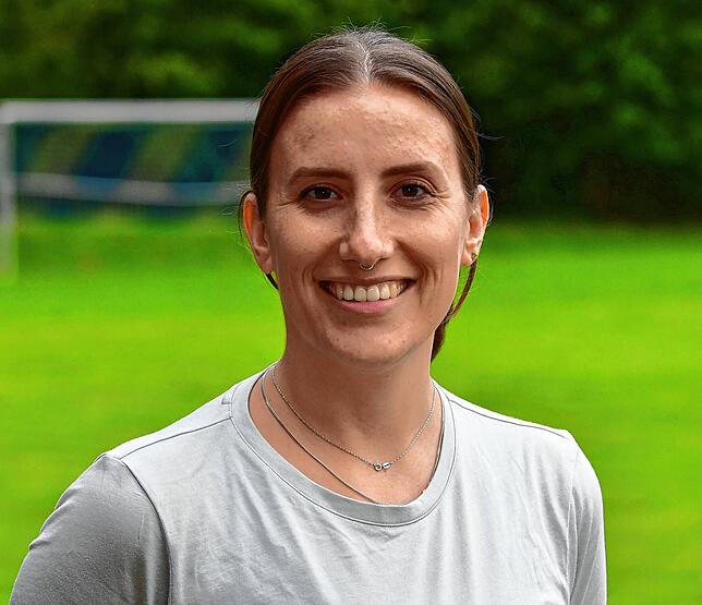 Torwarttrainerin Maike Bergdorf (FC Dettighofen): „Ich habe viel mit meinen Brüdern Patrick und Dominik gekickt. Bei den Mädchen ...