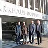 Jürgen Jankowiak (Geschäftsführer Swü), Peter Koop (Bodenseetherme-Betriebsleiter), Norbert Schültke (Geschäftsführer Swü) und OB Jan ...