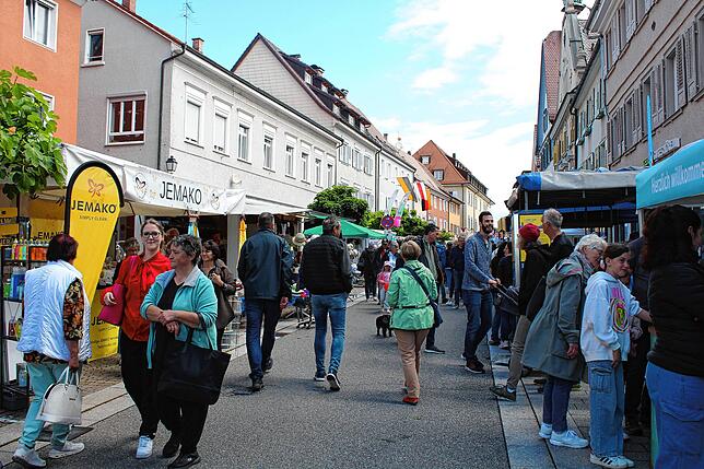 Bild 20: Bilder vom Straßenfest am Schweizer Feiertag (1)