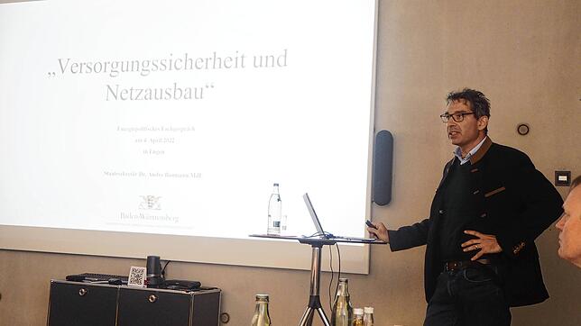 Staatssekretär Andre Baumann sprach über Versorgungssicherheit.